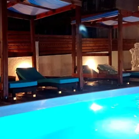 Athina 1st Floor 빌라 *