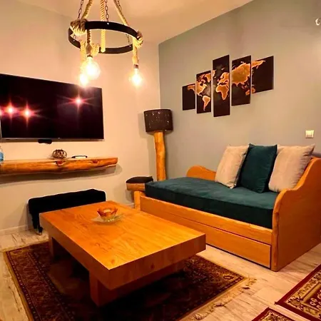 Athina 1st Floor Vilă *